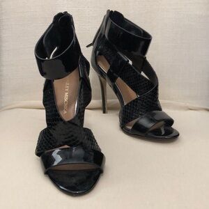 Badgley Mishka Ankle Strap Heels Size 6